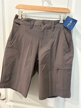 Huk  Below The Knee 10.5 Inseam Shorts Men’s In Iron Gray  Size Small NWT